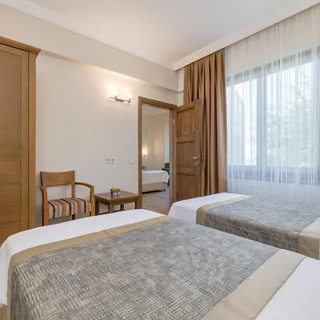 Cinarli Kasri Hotel Gokceada