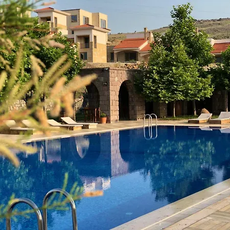 Cinarli Kasri Hotel İmroz